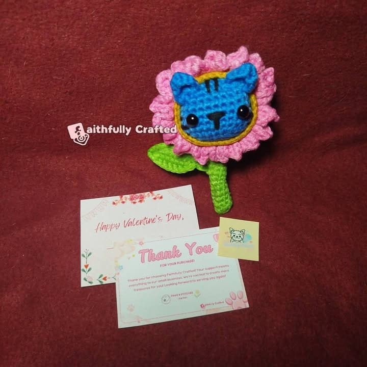 Do you love cats? — handmade crochet flowers by Faith