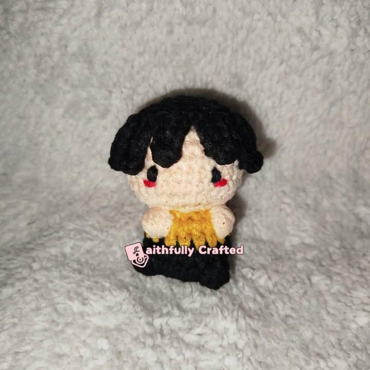 Don’t you just love a mini version of yourself or someone you love? 

Now you can! Custom mini doll keychains are just one DM away📩

#FaithfullyCrafted #fypシ゚viralシfypシ゚ #custommade #giftideas #croch