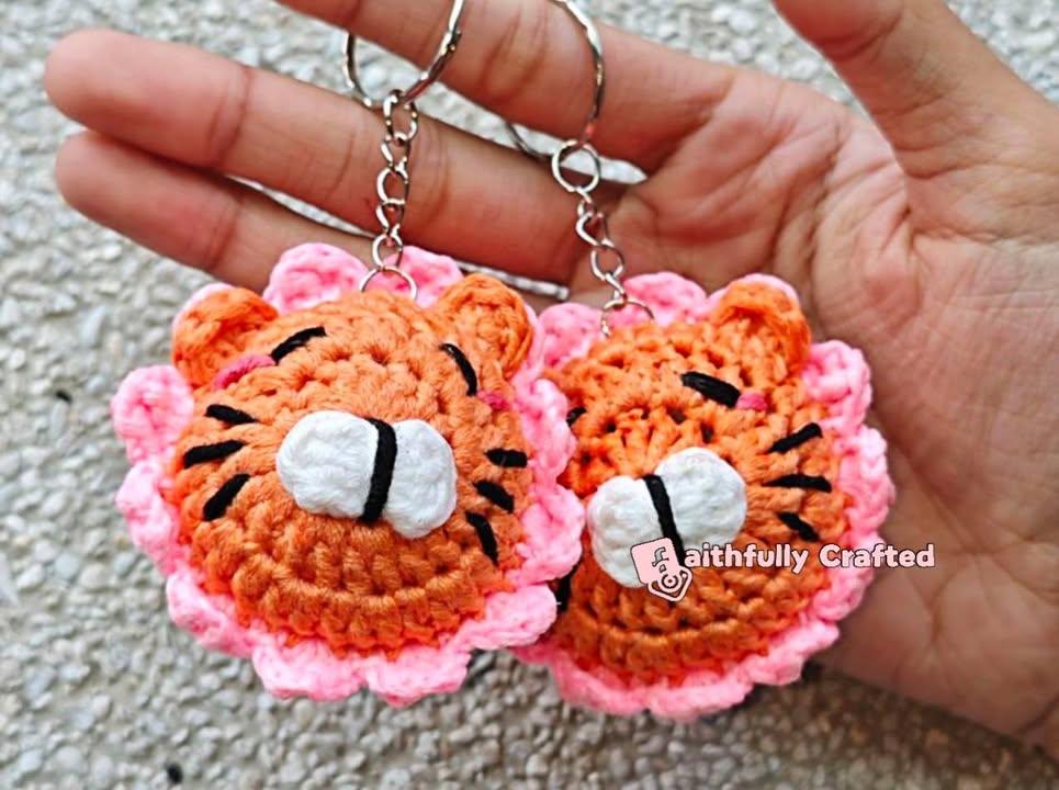 ANIBLOSSOMS: Tiger

#handmade #FaithfullyCrafted #capybara #crochet