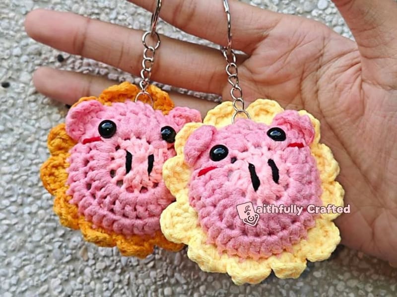 ANIBLOSSOMS: Piggy — handmade crochet characters by Faith