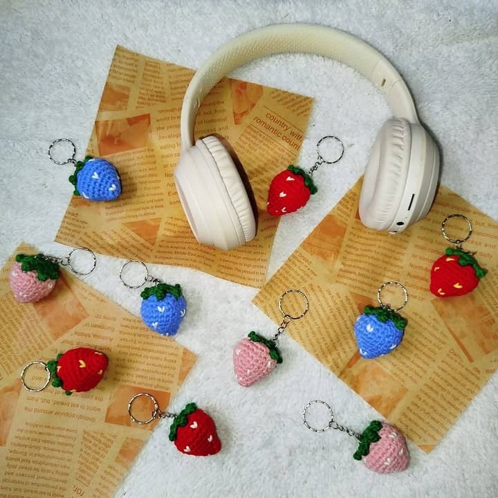Let's picnic and chill? — handmade crochet keychains by Faith