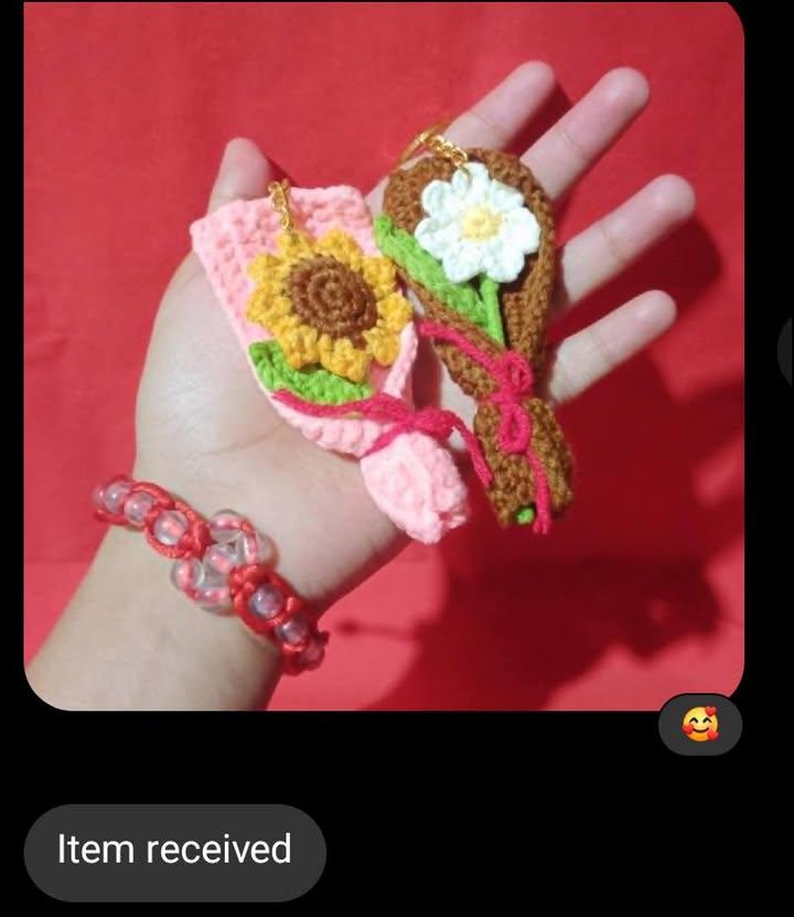 🌻 Sunflower x Daisy 🌼

Thank you for ordering our PROMO crochet flower keychains!

#FaithfullyCrafted #fypシ゚viralシfypシ゚ #valentinesday #GiftIdeas