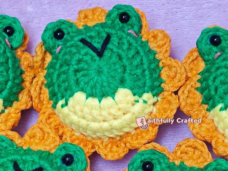ANIBLOSSOMS: Froggy — handmade crochet characters by Faith